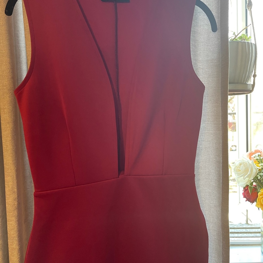 Plunge body con dress - Picture 5 of 5